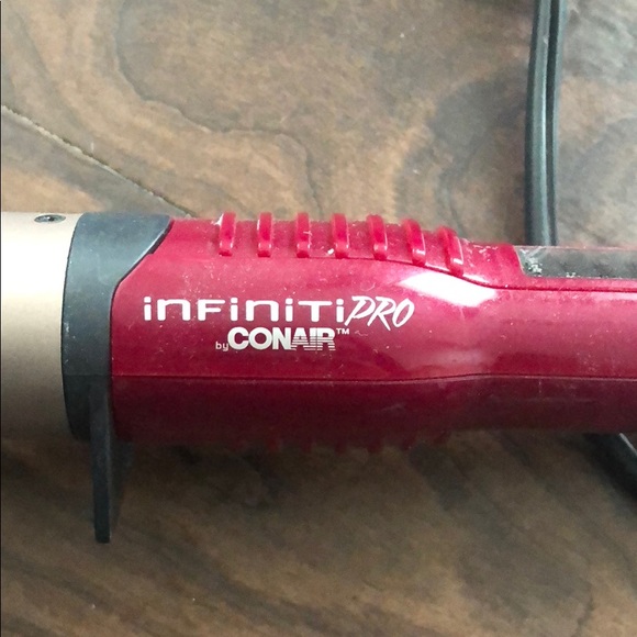 Curler - Picture 2 of 3